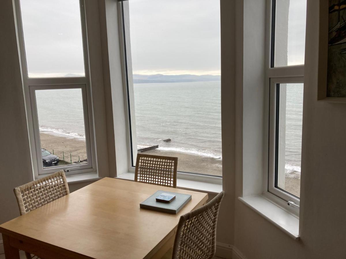Marine Terrace Apartments Criccieth Exterior foto