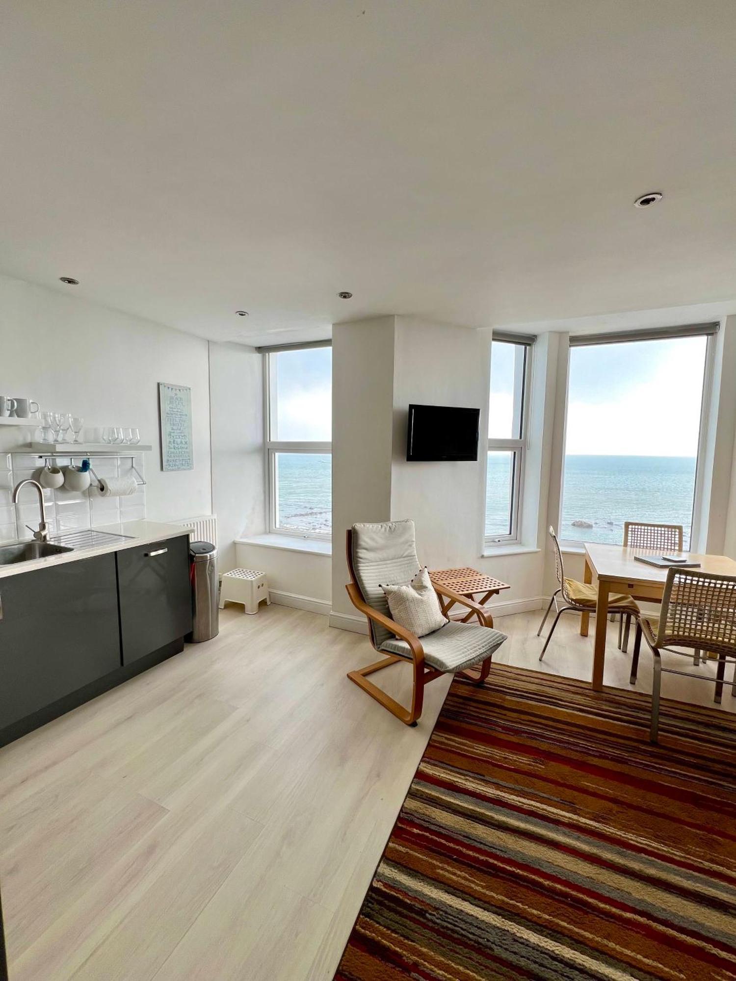 Marine Terrace Apartments Criccieth Exterior foto