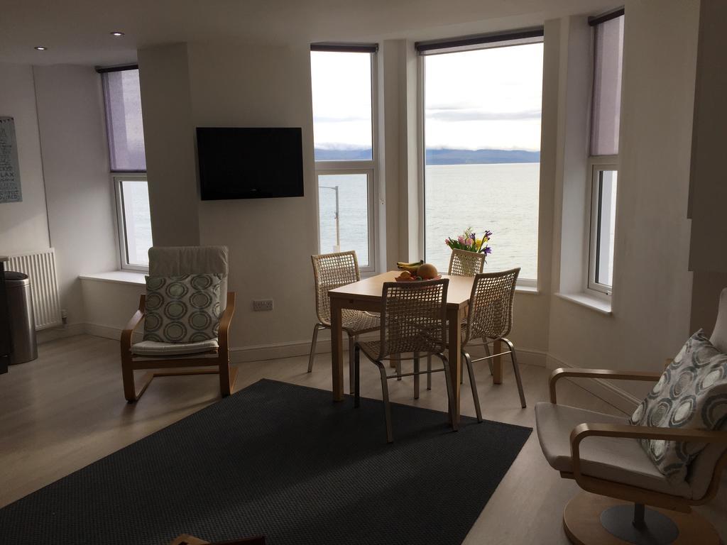 Marine Terrace Apartments Criccieth Exterior foto